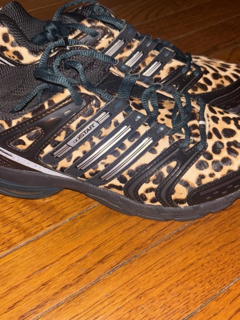 Women’s Adidas Sneakers Adistar Leopard Print Control Shoes Size 7